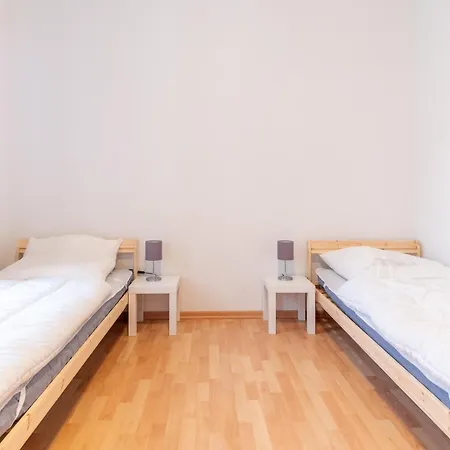 Einzelbetten, Waschmaschine, Ideal Fuer Gruppen Apartment Chemnitz