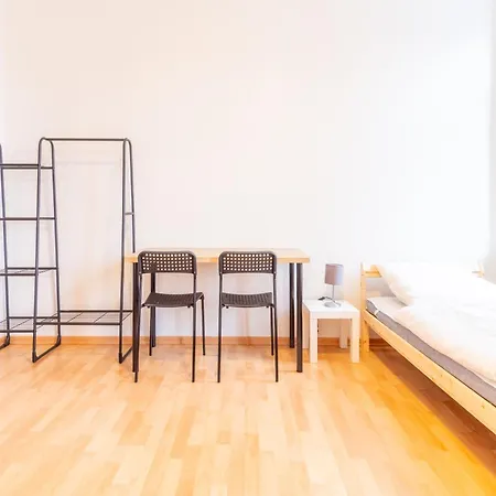 Einzelbetten, Waschmaschine, Ideal Fuer Gruppen Apartmán