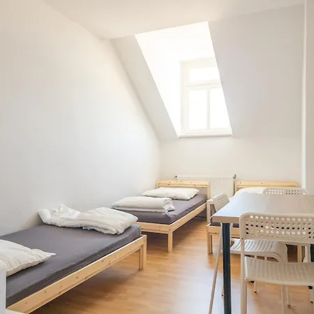 Einzelbetten, Waschmaschine, Ideal Fuer Gruppen Chemnitz (Saská Kamenice)