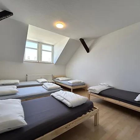 Einzelbetten, Waschmaschine, Ideal Fuer Gruppen Chemnitz