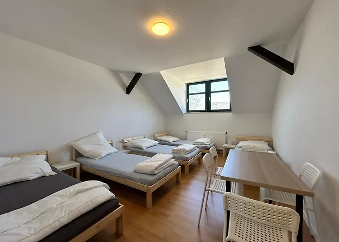 Einzelbetten, Waschmaschine, Ideal Fuer Gruppen 아파트 켐니츠