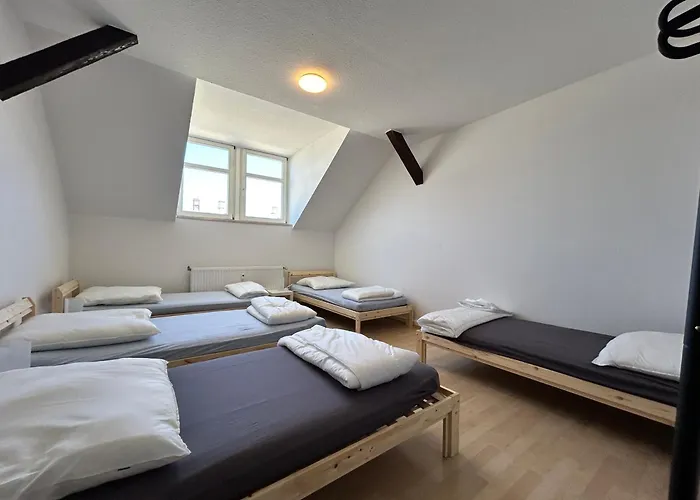 Einzelbetten, Waschmaschine, Ideal Fuer Gruppen 켐니츠